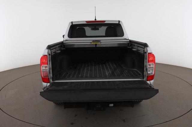 Nissan Navara image 3