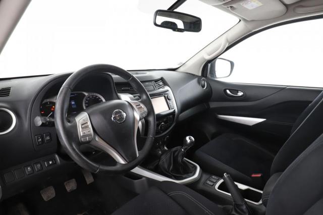 Nissan Navara image 4