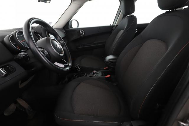 Mini Countryman image 3