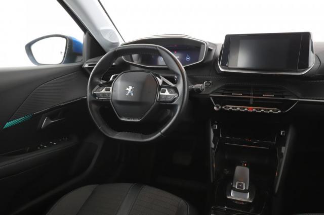 Peugeot 208 image 1