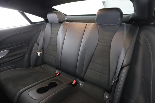 Mercedes Benz Classe E Coupe image 4