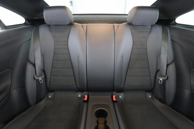 Mercedes Benz Classe E Coupe image 8
