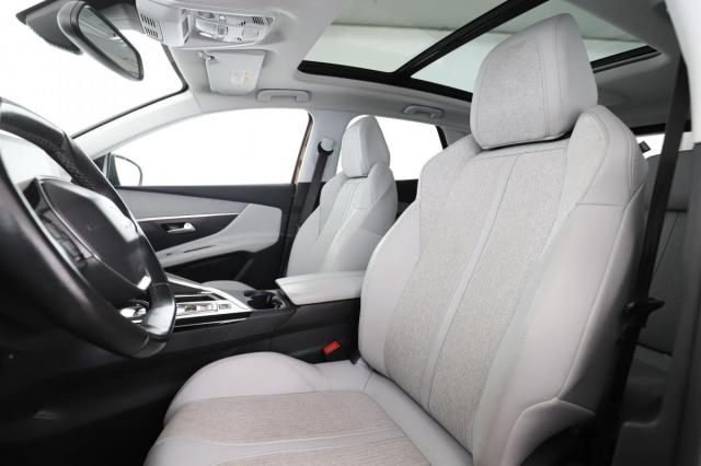 Peugeot 3008 image 8