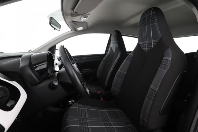 Peugeot 108 image 8