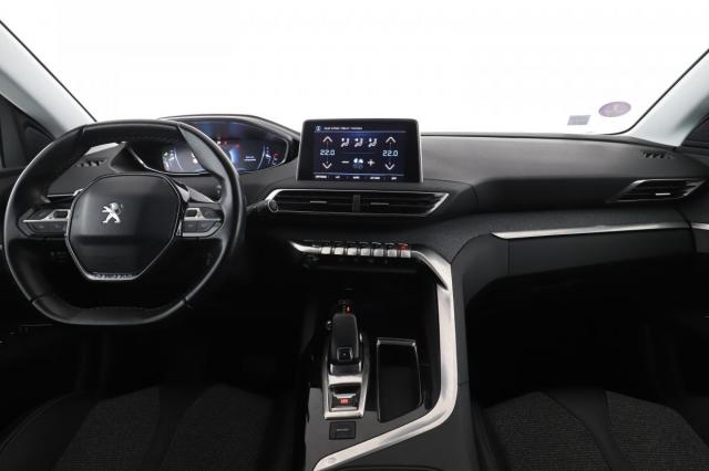 Peugeot 3008 image 9