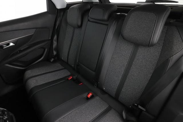 Peugeot 3008 image 8