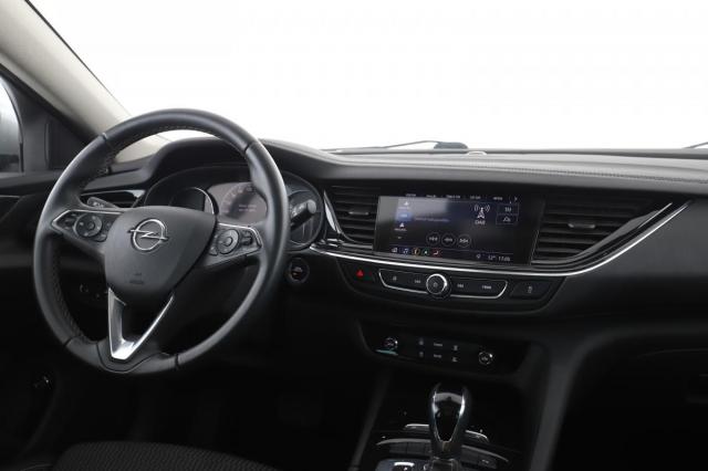 Opel Insignia Sports Tourer image 7