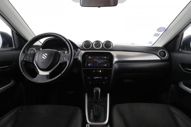 Suzuki Vitara image 7