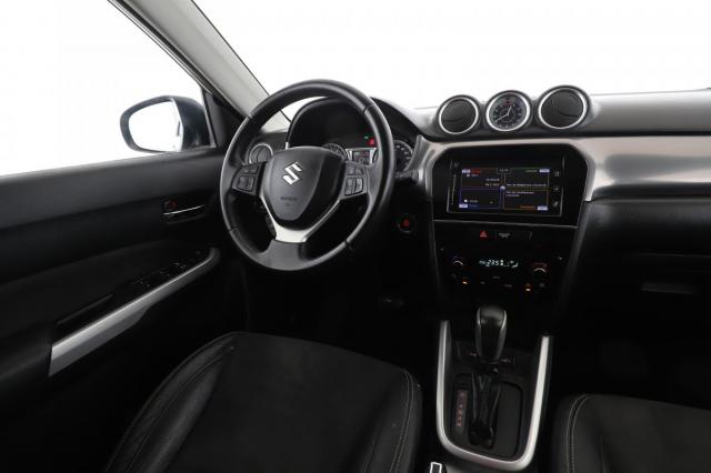 Suzuki Vitara image 8