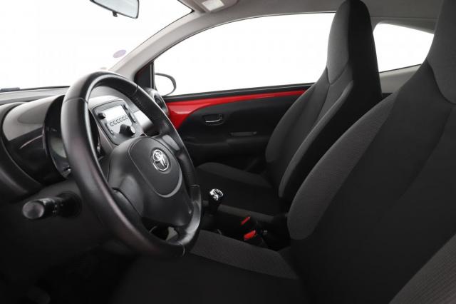 Toyota Aygo image 9