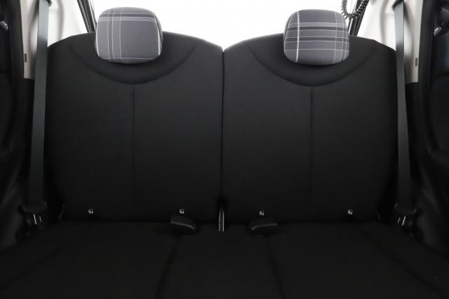 Peugeot 108 image 1