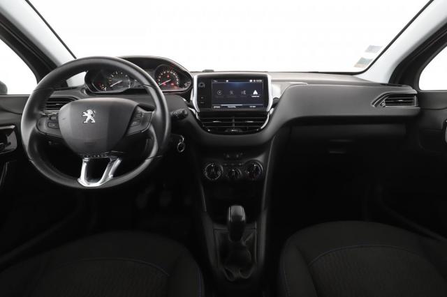 Peugeot 208 image 4
