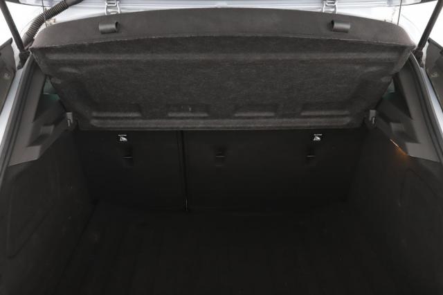 Opel Astra image 8