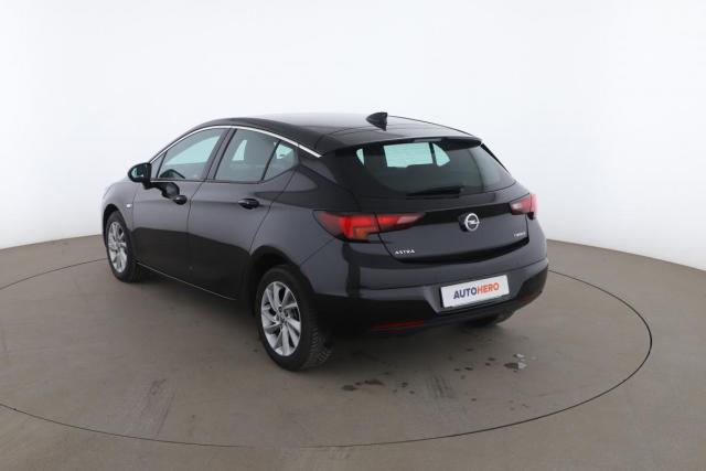 Opel Astra image 8