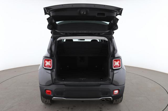 Jeep Renegade image 5