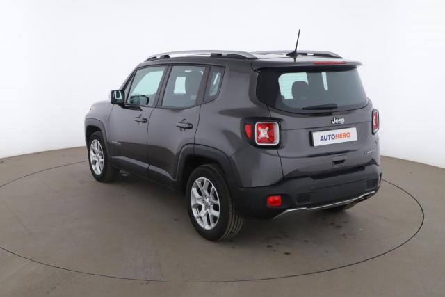 Jeep Renegade image 8