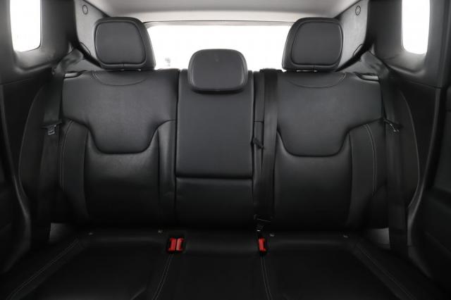 Jeep Renegade image 2