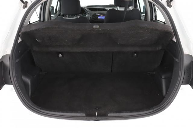 Toyota Yaris image 9