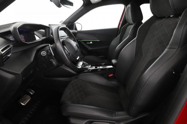 Peugeot 2008 image 1
