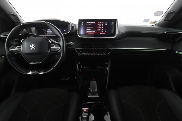 Peugeot 2008 image 3
