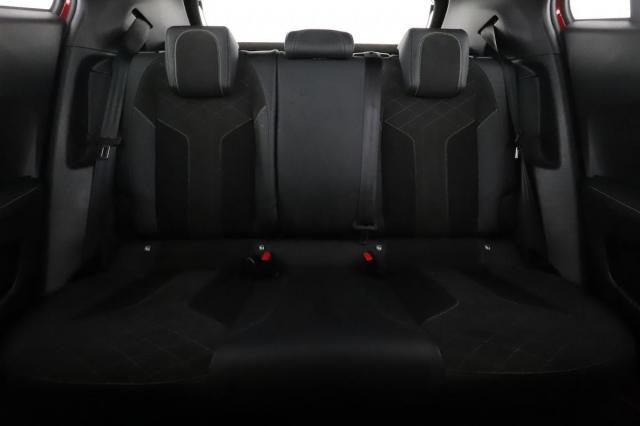 Peugeot 2008 image 4