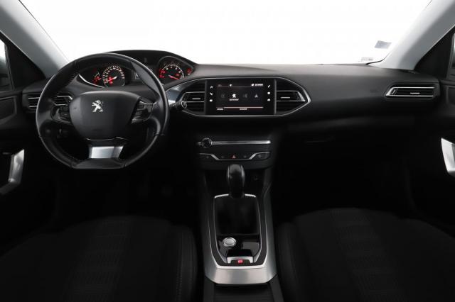 Peugeot 308 image 8