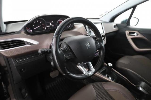 Peugeot 2008 image 4