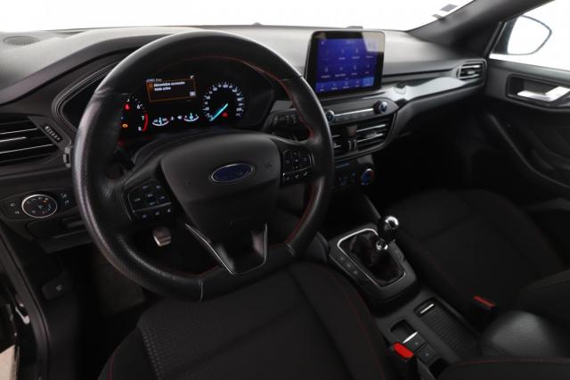 Ford Focus image 7