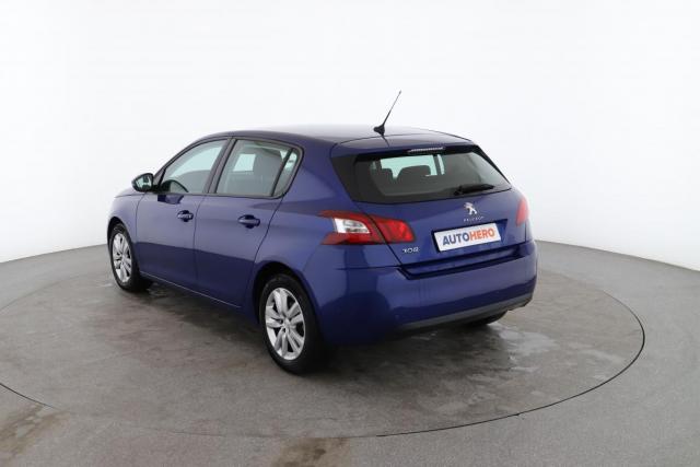 Peugeot 308 image 2