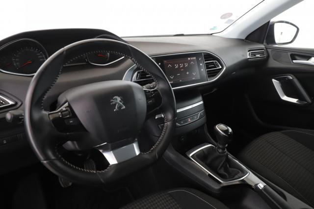 Peugeot 308 image 5