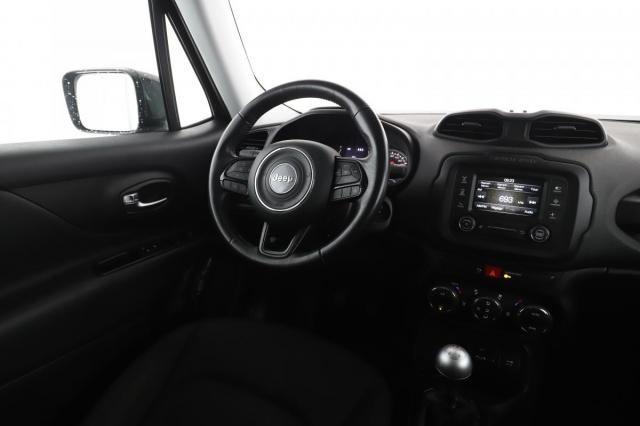 Jeep Renegade image 5
