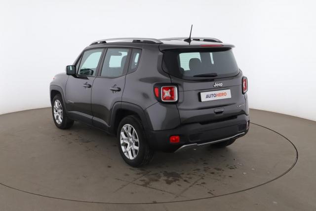 Jeep Renegade image 9