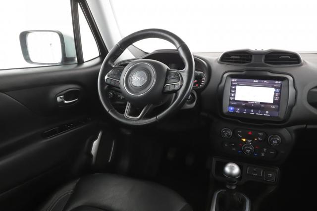 Jeep Renegade image 5