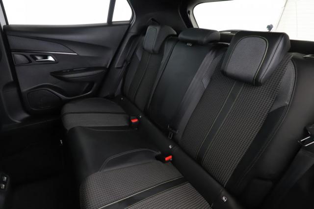 Peugeot 2008 image 6