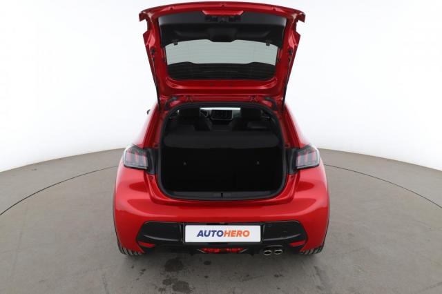 Peugeot 208 image 3