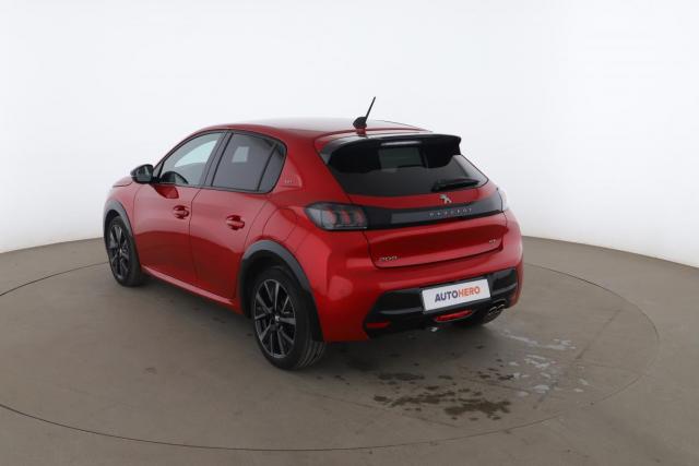Peugeot 208 image 5