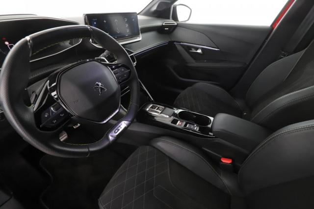 Peugeot 208 image 4