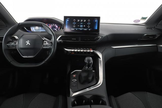Peugeot 3008 image 1