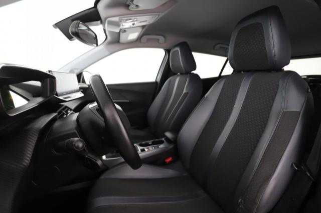 Peugeot 2008 image 5