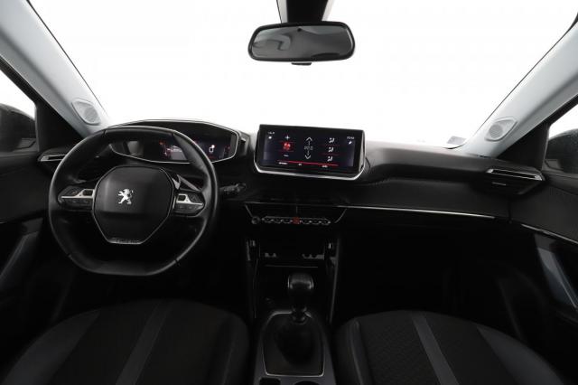 Peugeot 2008 image 9