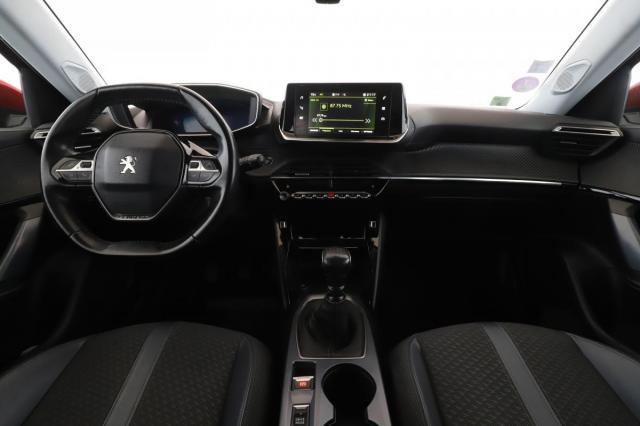Peugeot 2008 image 6