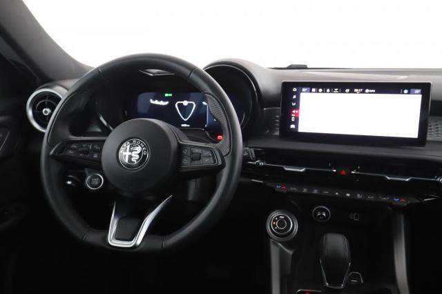 Alfa Romeo Tonale image 3