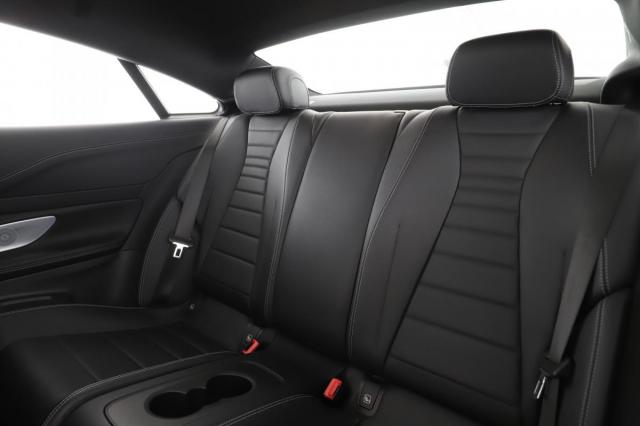 Mercedes Benz Classe E Coupe image 4