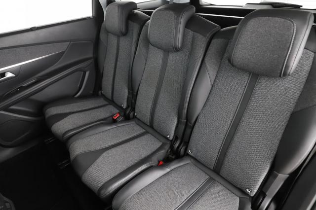 Peugeot 5008 image 8