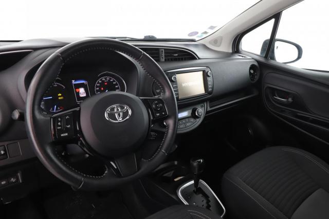 Toyota Yaris image 9