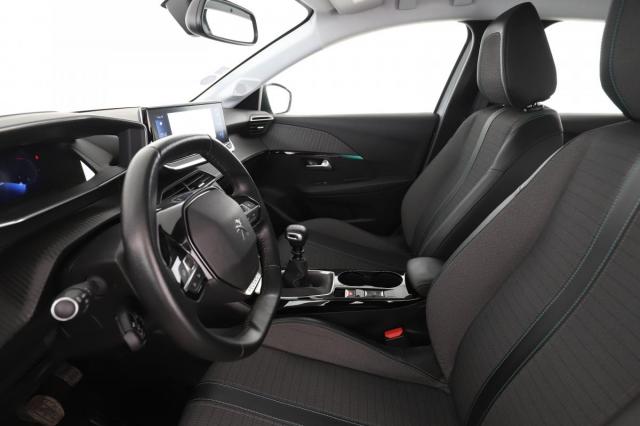 Peugeot 208 image 6