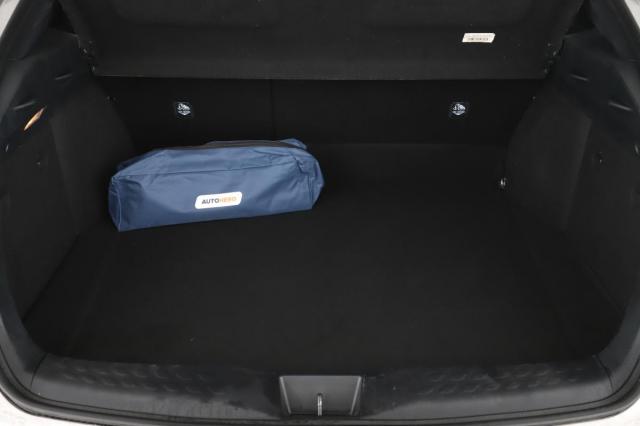 Toyota C-Hr image 4
