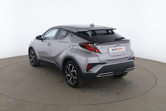 Toyota C-Hr image 9
