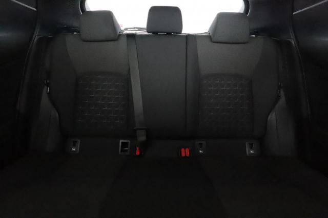 Toyota C-Hr image 3