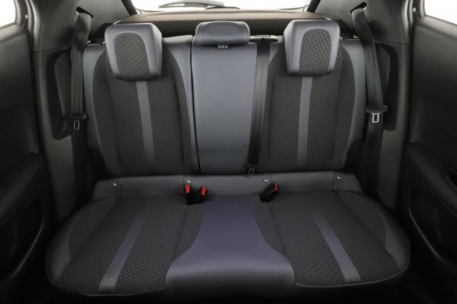 Peugeot 2008 image 4